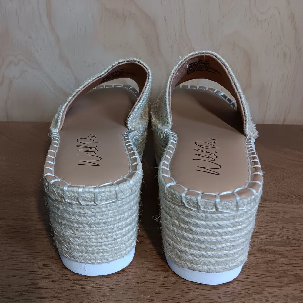 NWT Wild Pair Women's Shermer Slide Espadrille Wedge Sandals Natural Jut 6M